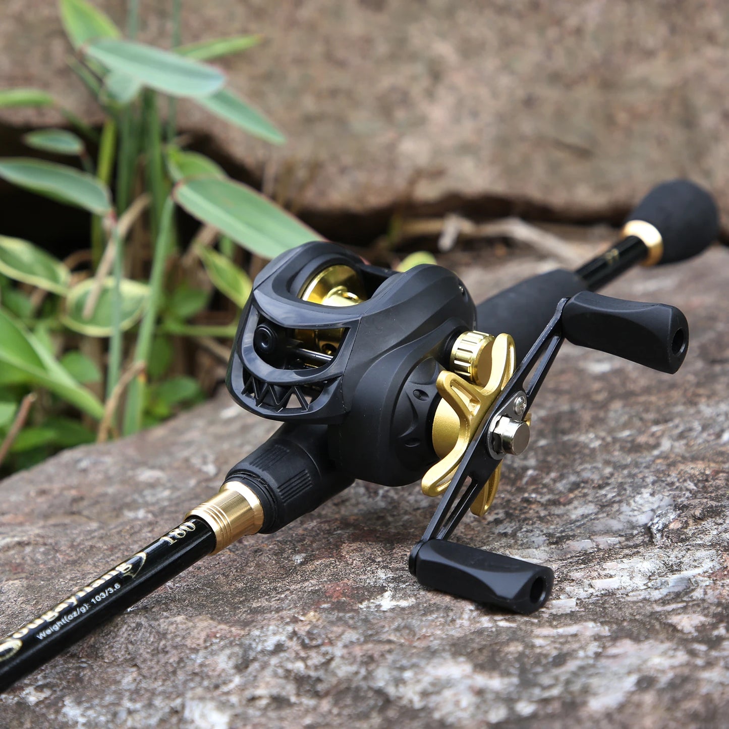 Sougayilang 1.8-2.4m Casting Fishing Combo Telescopic Fishing Rod and 7.2:1 High Speed Fishing Reel with Freshwater FishingPesca